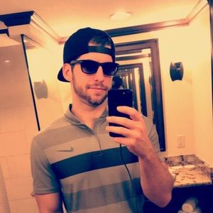 Meet your Posher, Zackary